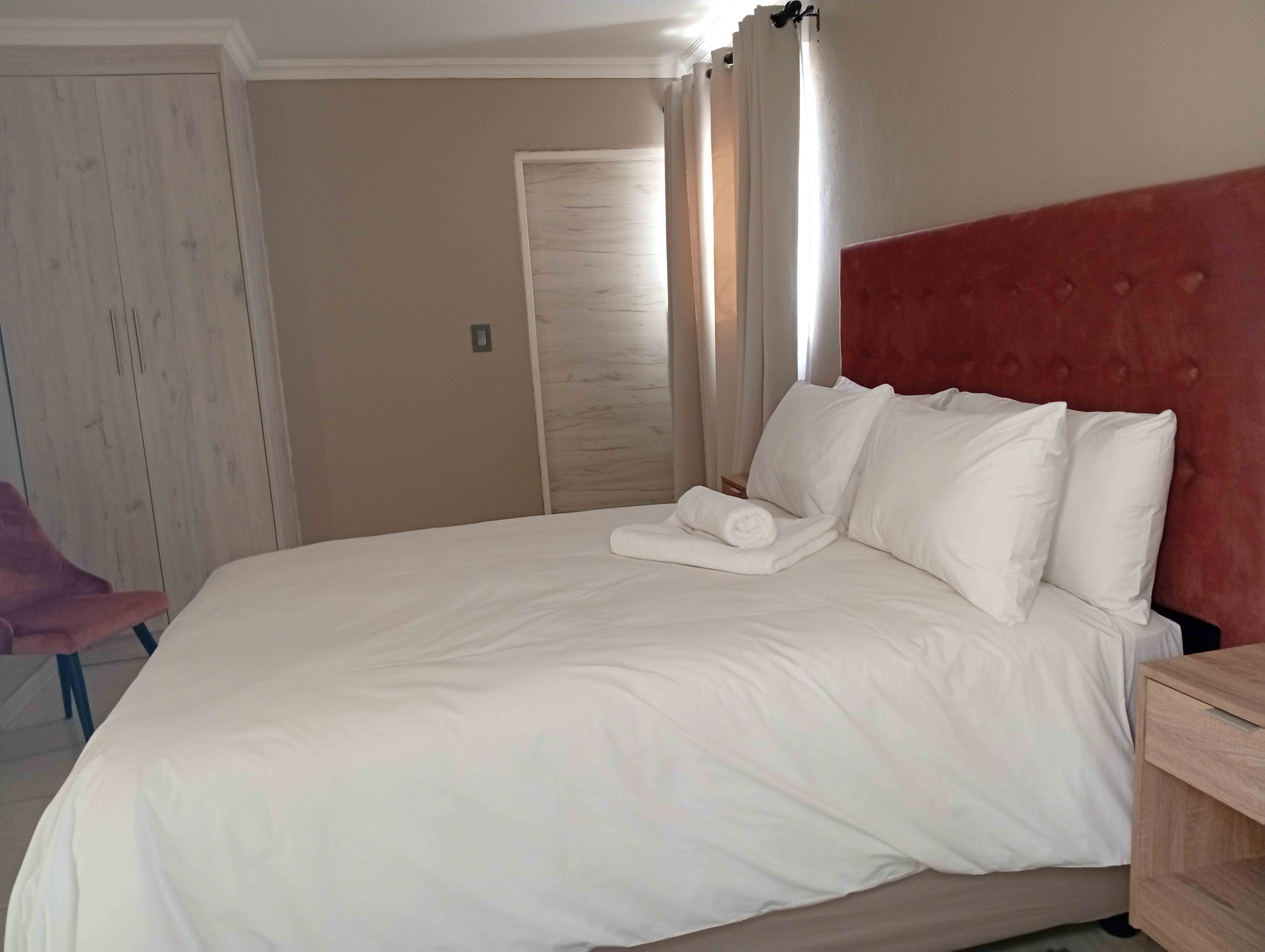 Room 5 (Ensuite - Fully furnished)
