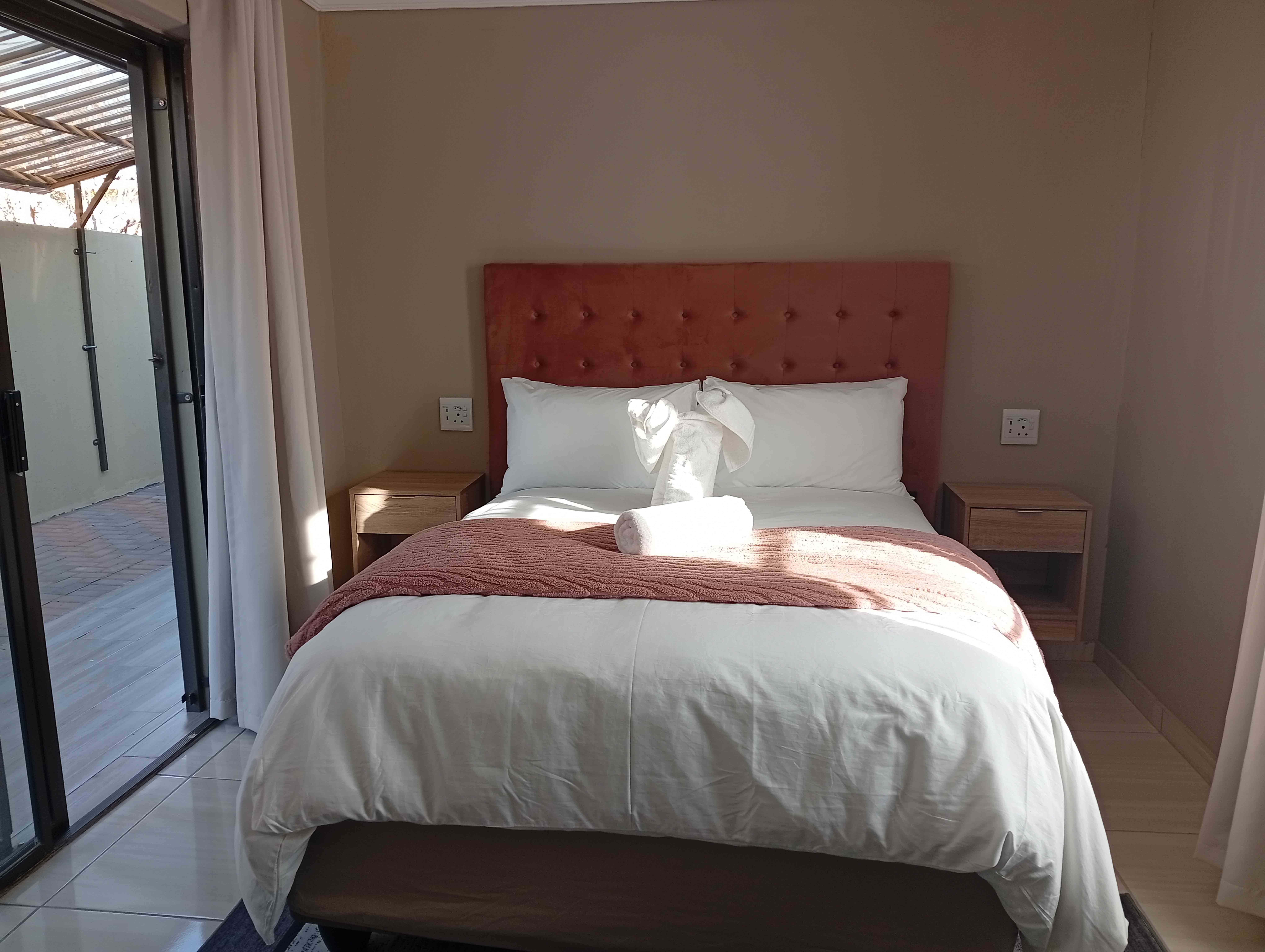 Room 6 (Ensuite - Fully furnished)